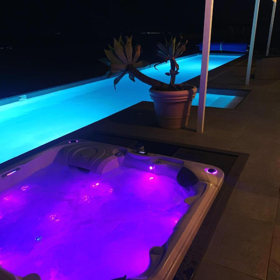 Casa Conil With A Private 25 Meter Heated Pool Villa Eksteriør bilde